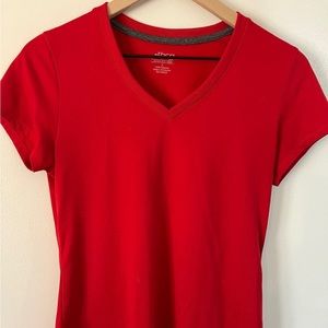 Women’s short sleeve red T-shirt like new!